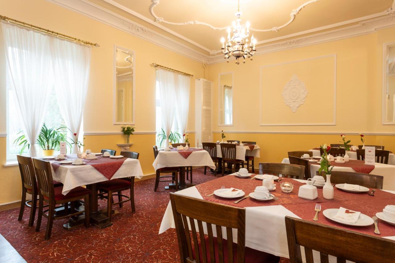 Palais Am Kleistpark Hotel Frankfurt  Exterior photo