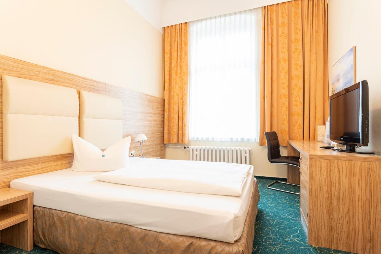 Palais Am Kleistpark Hotel Frankfurt  Exterior photo