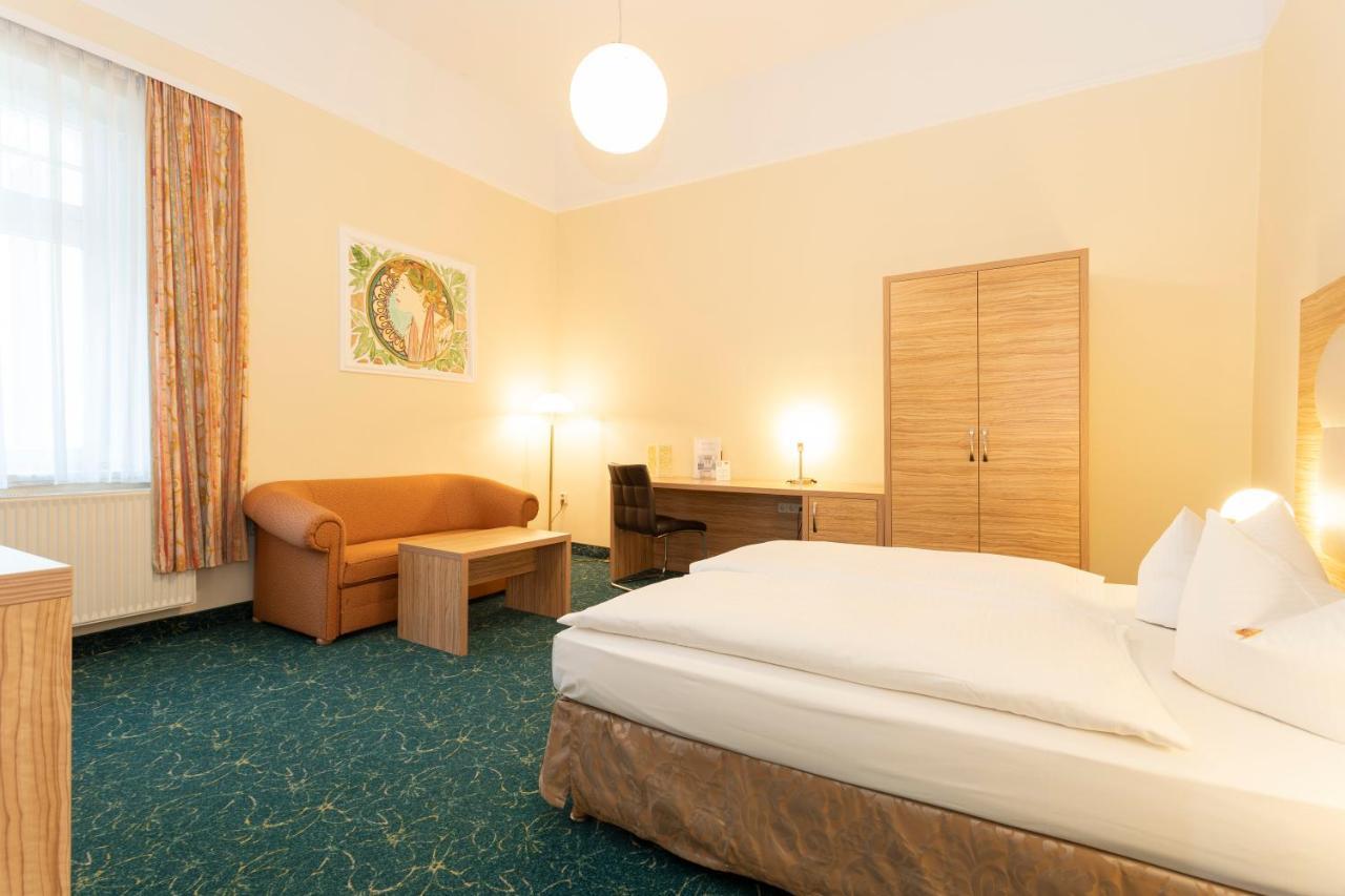 Palais Am Kleistpark Hotel Frankfurt  Exterior photo