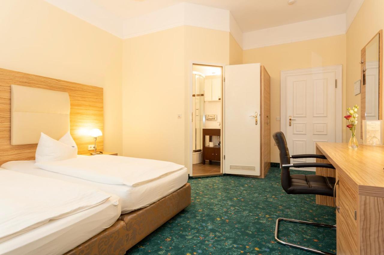 Palais Am Kleistpark Hotel Frankfurt  Exterior photo